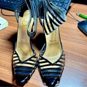 Authentic CHRISTIAN LOUBOUTIN Specchio PVC Maratena 100 Sandal Heels 39.5 Black